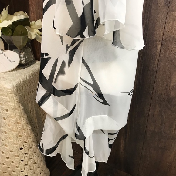 black and white blouse - Picture 6 of 9